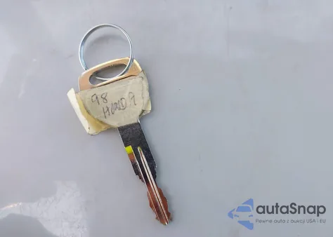 1998 Honda Civic Dx from USA, damaged, VIN 1HGEJ652XWL028932